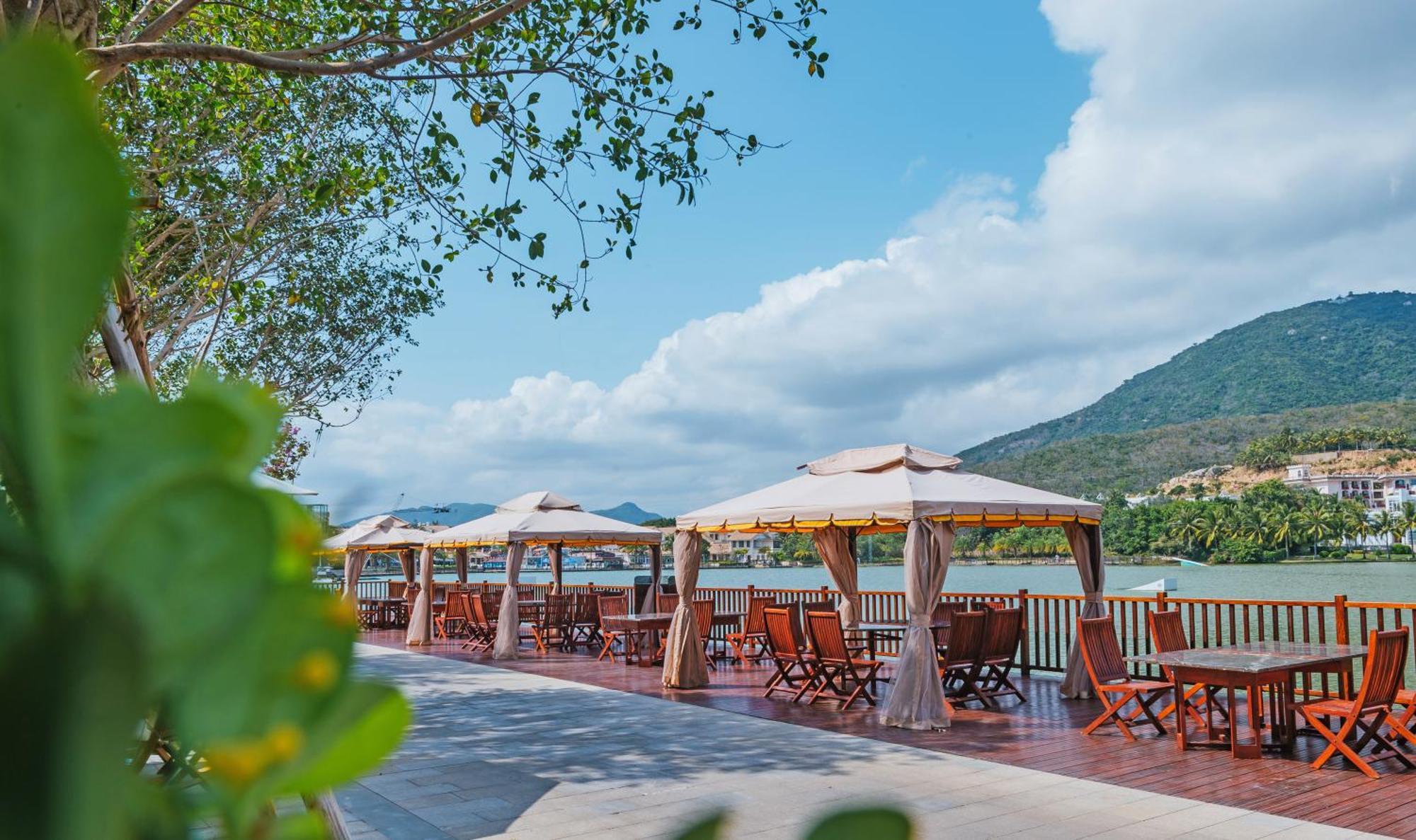 Palace Resort Yalong Bay Sanya Esterno foto